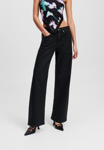 Свободные джинсы