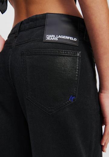 Свободные джинсы