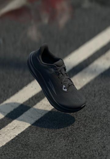 Беговые кроссовки