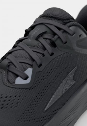 Беговые кроссовки