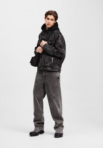 Джинсовая куртка