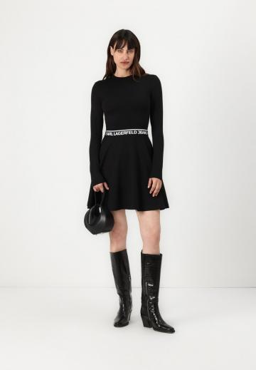 Короткое платье