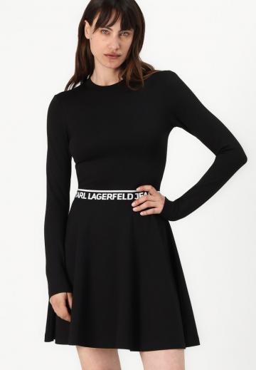 Короткое платье