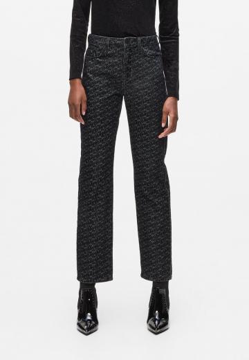 Прямые джинсы