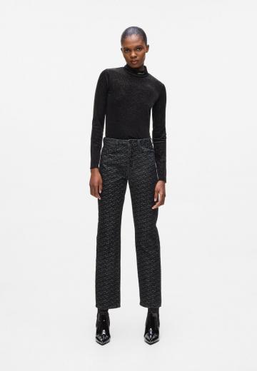 Прямые джинсы