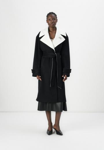 Шерстяное пальто