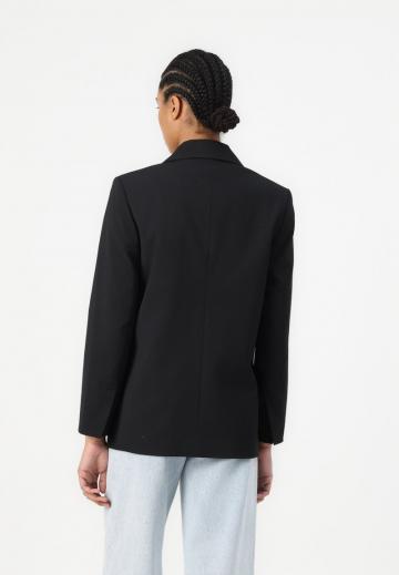 Блейзер с накладными карманами