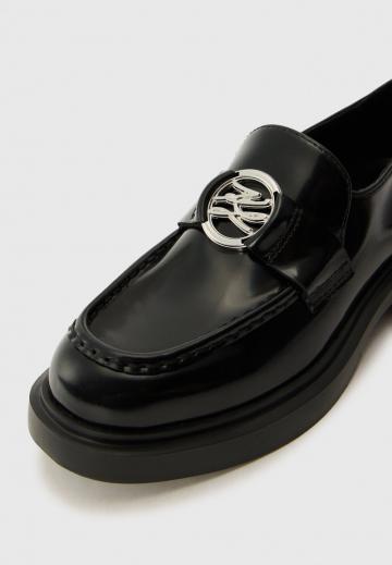 Полуботинки