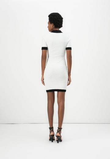 Вязаное платье