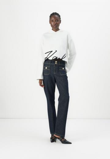 Прямые джинсы