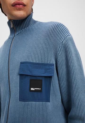 Вязаная кофта