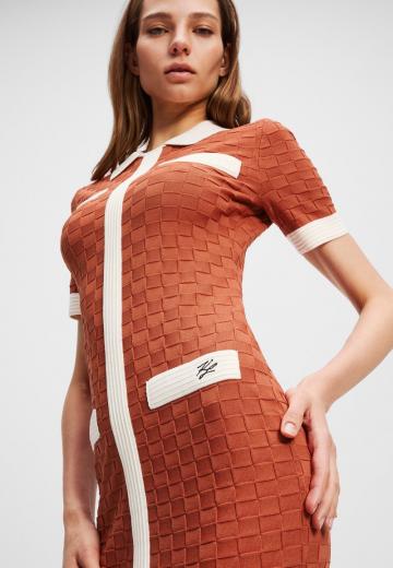 Платье футляр