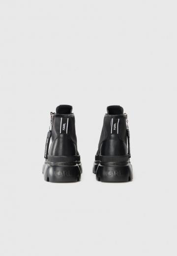 Ботинки на шнуровке