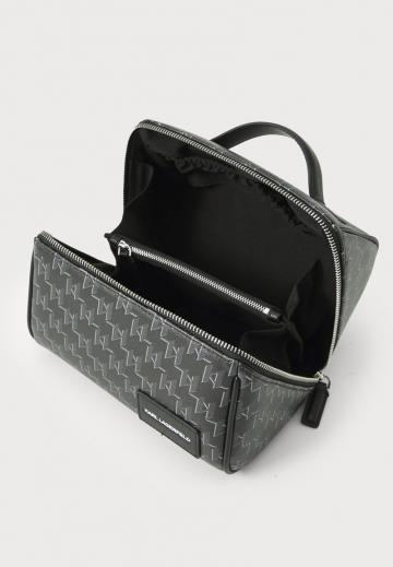 Косметичка