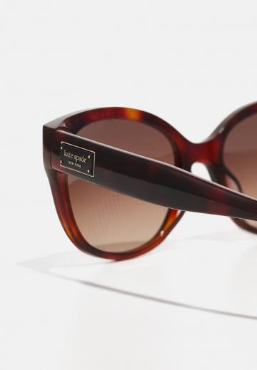 Солнечные очки