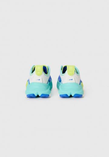 Беговые кроссовки