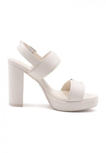 Босоножки на платформе