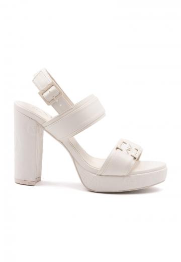 Босоножки на платформе