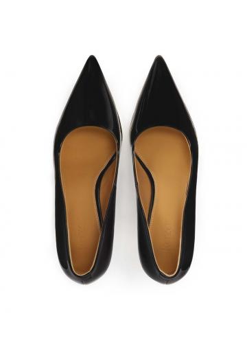 Туфли на высоком каблуке