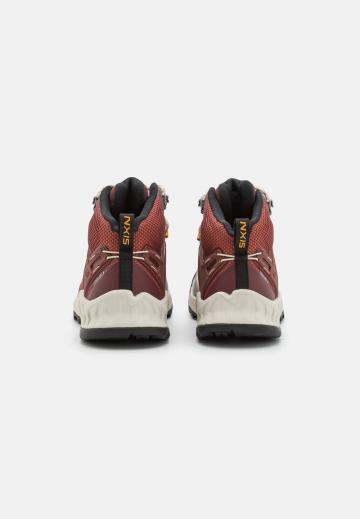 Походные сапоги