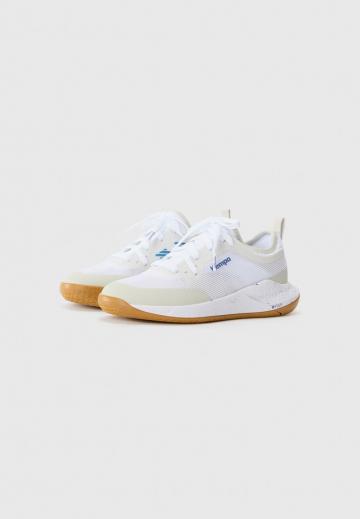 Кроссовки для зала