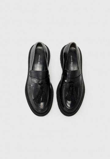 Полуботинки