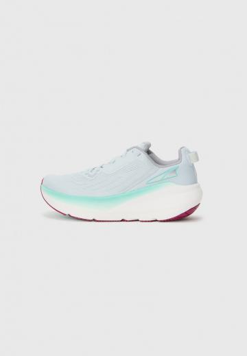 Беговые кроссовки