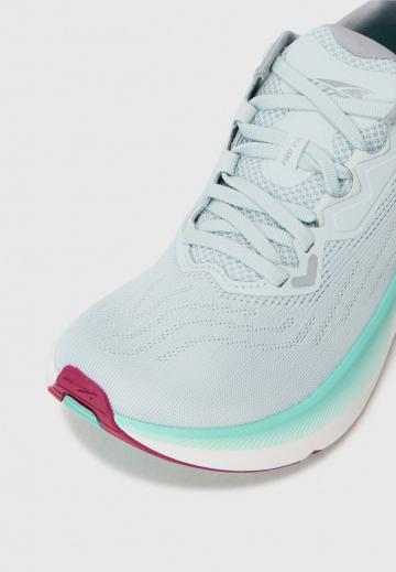 Беговые кроссовки