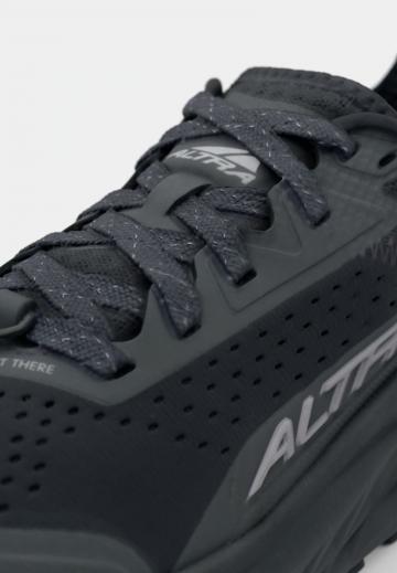 Беговые кроссовки