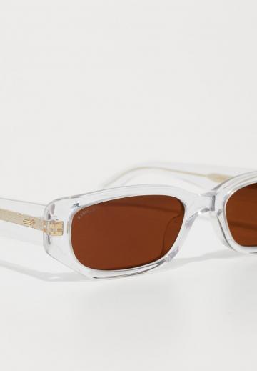 Солнечные очки