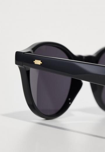 Солнечные очки