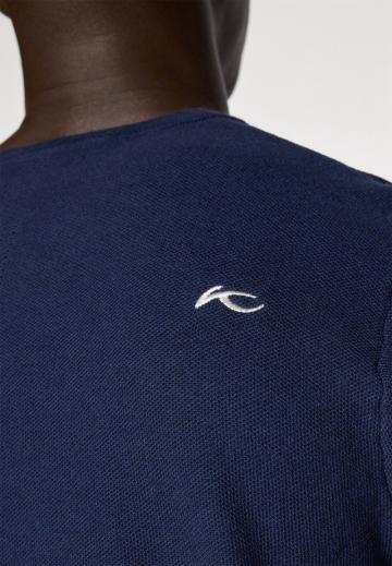 Спортивная кофта