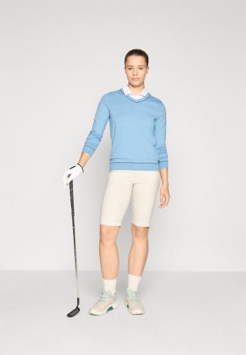 Пуловер с вырезом V