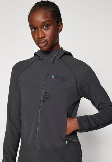 Спортивная куртка