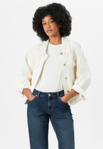 Прямые джинсы