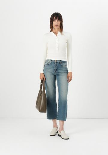 Короткие джинсы