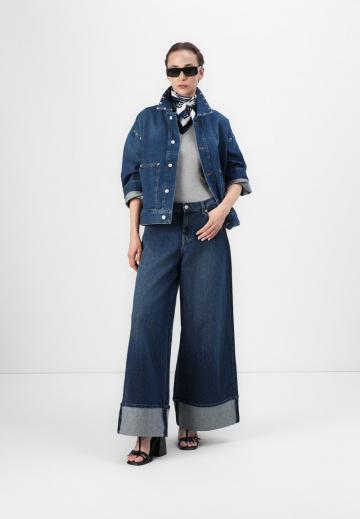 Джинсовая куртка