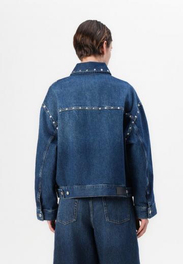 Джинсовая куртка