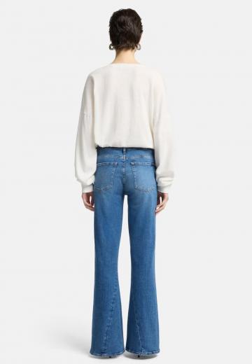 Клешеные джинсы