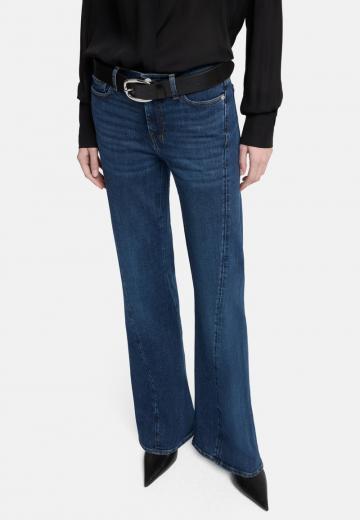Клешеные джинсы