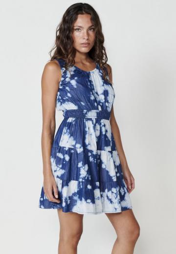 Короткое платье