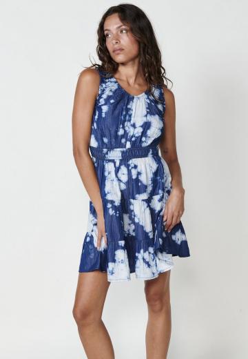 Короткое платье