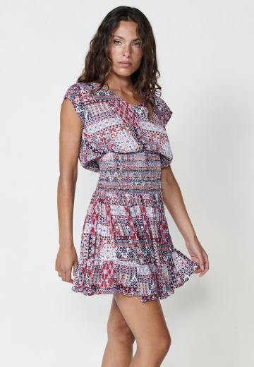 Короткое платье