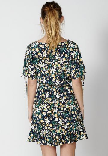 Короткое платье