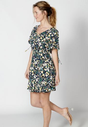 Короткое платье