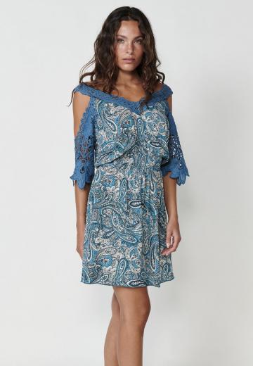 Короткое платье