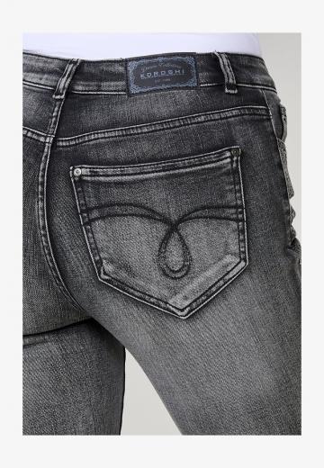 Клешеные брюки