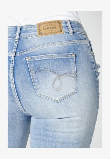 Джинсовые шорты