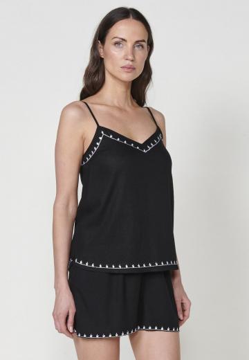 Топ на бретельках