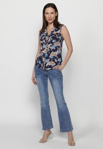 Блузка без рукавов